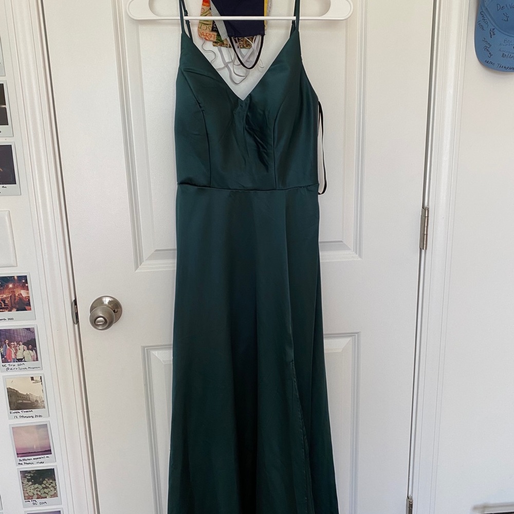 Emerald green prom dress